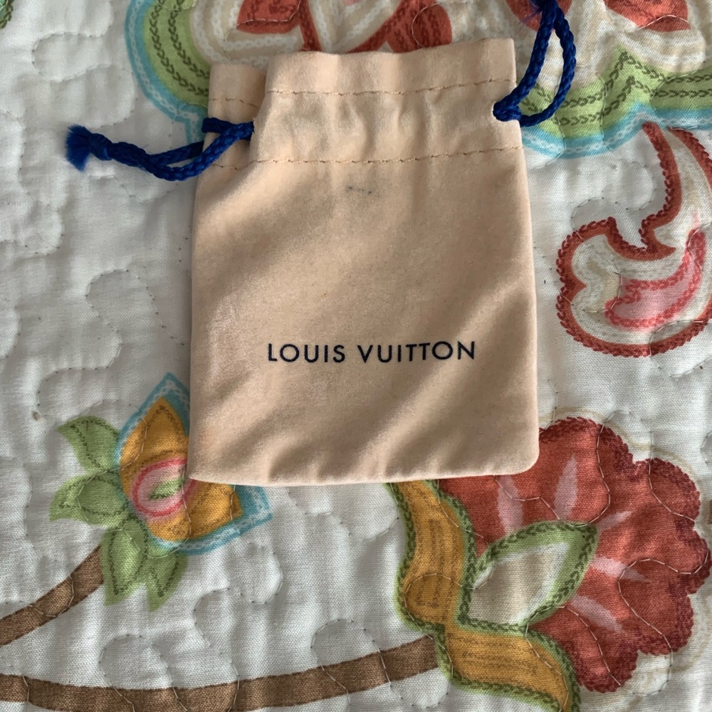 Louis Vuitton Drawstring Pouch - image 1
